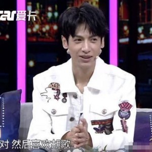 吃瓜娱乐圈八卦罗云熙,娱乐圈的瓜田，他的瓜香四溢